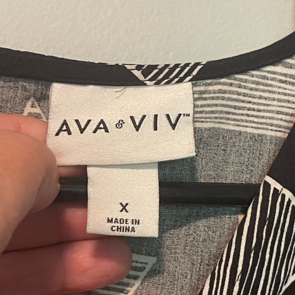 NWOT Ava & Viv Women’s Romper Sz 1X - Picture 6 of 6